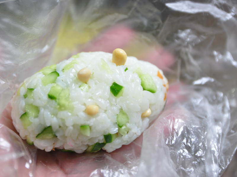 ���������ɷ��ŵ�����