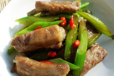 ���۳��Źǵ�����