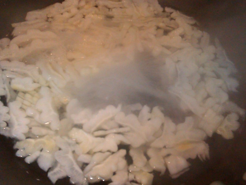 �ڷҵ�С����--÷֭�����ϵ�����