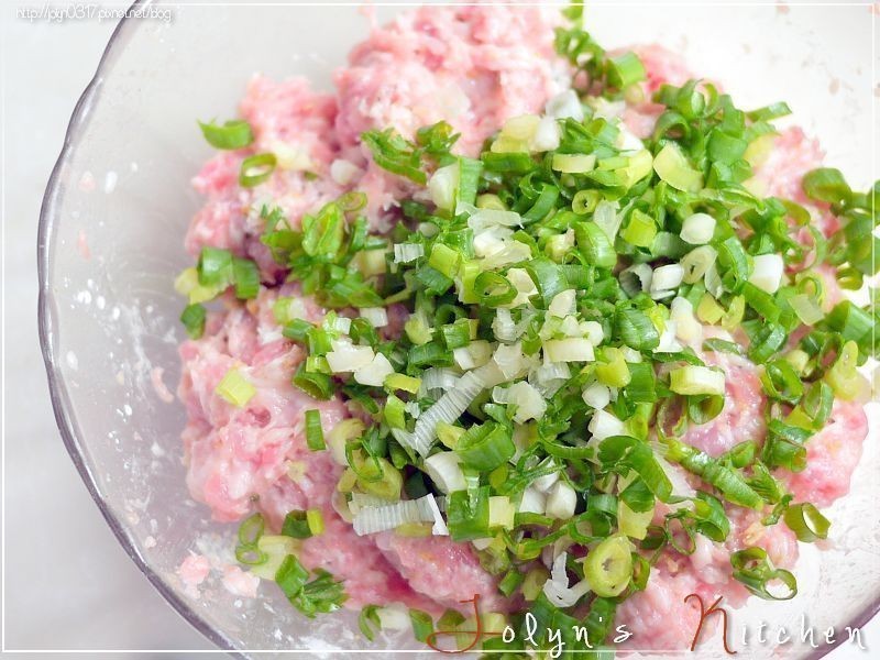 ��ը�������ͷ���ӵ�����