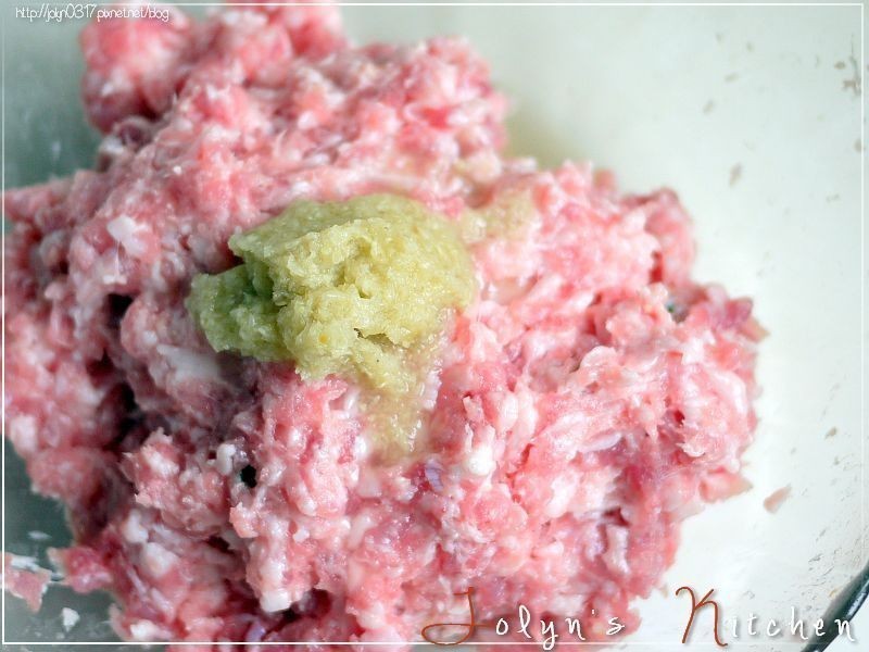 ��ը�������ͷ���ӵ�����