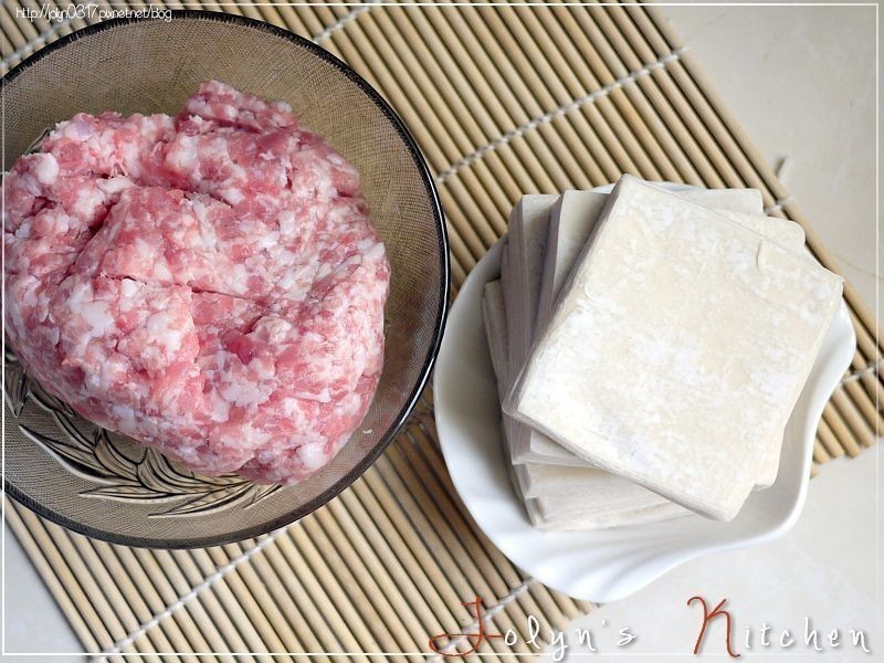 ��ը�������ͷ���ӵ�����