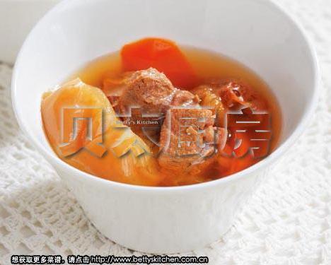 苹果萝卜煲猪展的做法