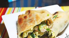 美味韭菜盒子的做法