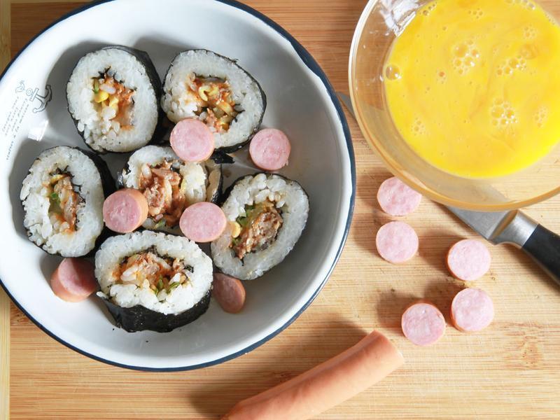 ��˾�h�ݲ����⵰_С��ʳ�õ�����