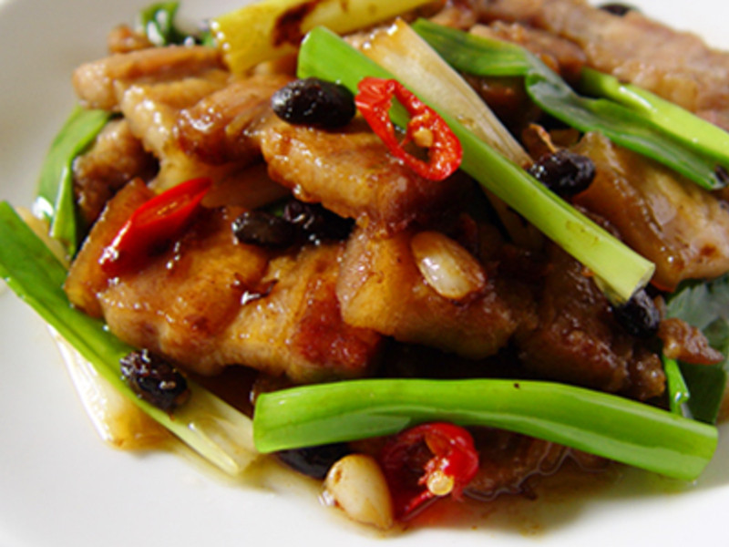 葱香豆豉五花肉的做法