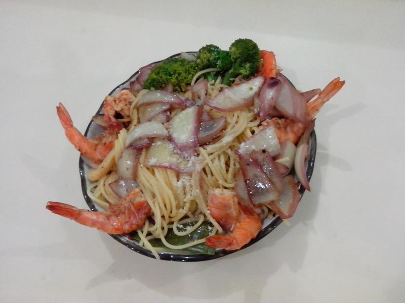 洪修料理食宴室红酒洋葱海鲜义大利面的做法