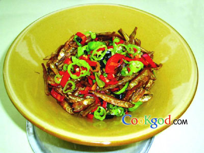 青椒豆豉蒸田鱼的做法