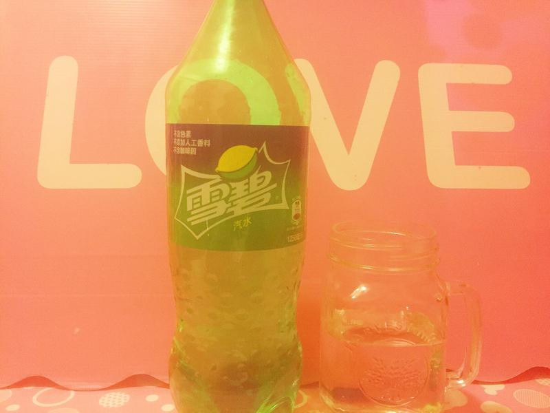 �λ���Ů���ؼӵ�����