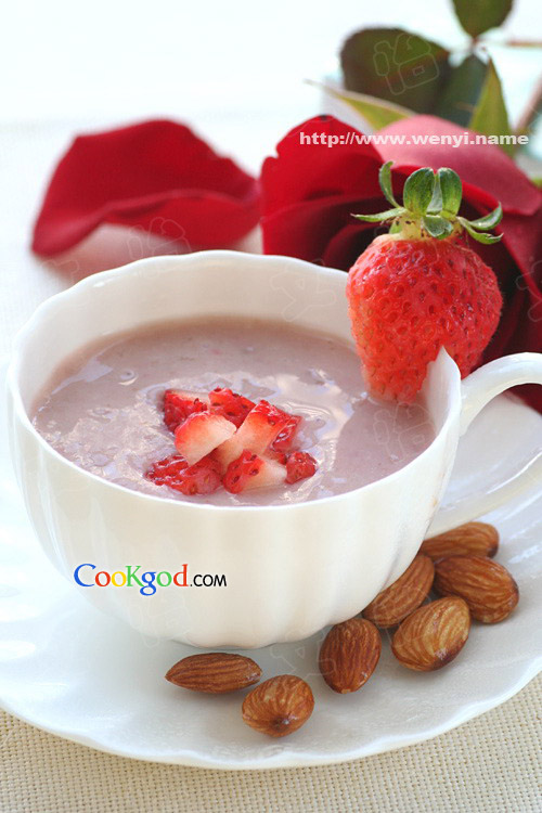 草莓大杏仁水果茶的做法