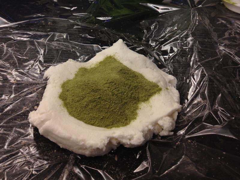 ��ɫ��Բ������