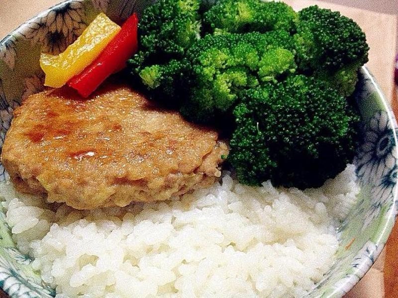 照烧山药猪肉汉堡排的做法