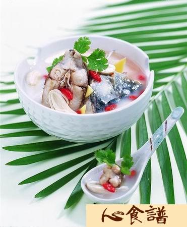 浓汁鲤鱼汤的做法