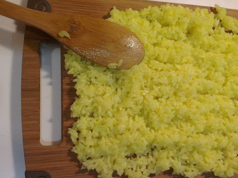 ����ɫ�ס���Ҷ������˾������