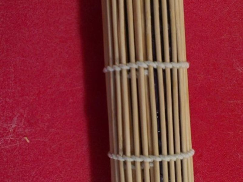 ����ɫ�ס���Ҷ������˾������