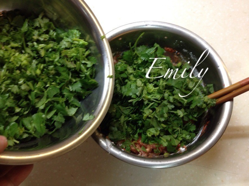 �������е���С�ƹϿڴ���������