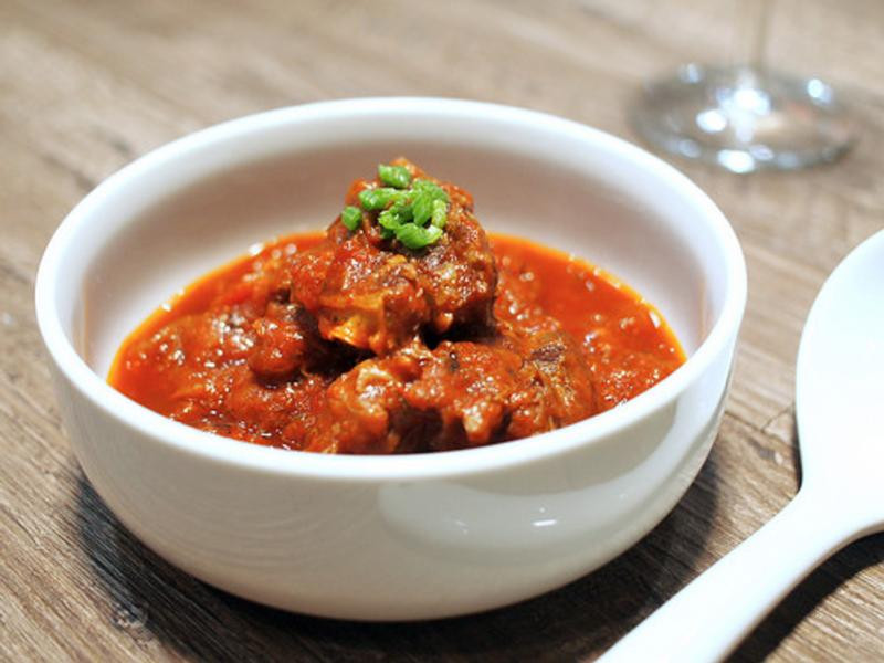 西班牙烟燻炖番茄牛肋条的做法