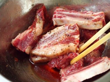 ���׼ҳ���ʳ�� �C �ڽ�ţ�йǵ�����