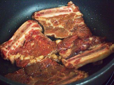 ���׼ҳ���ʳ�� �C �ڽ�ţ�йǵ�����