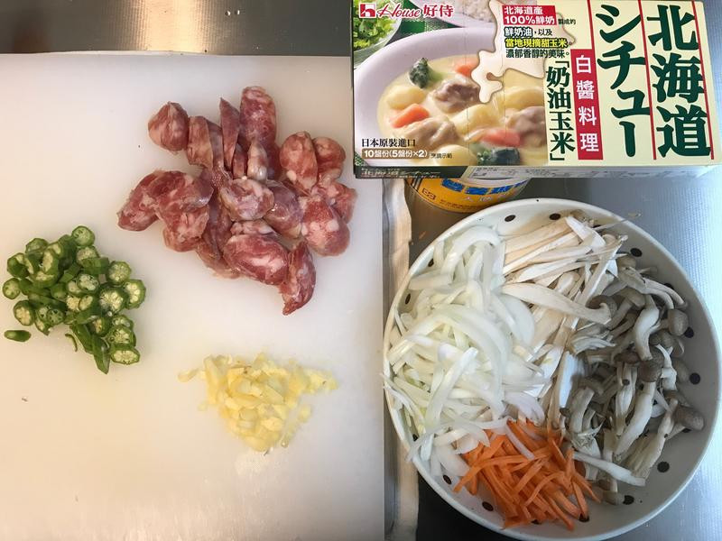 ���˰׽����������