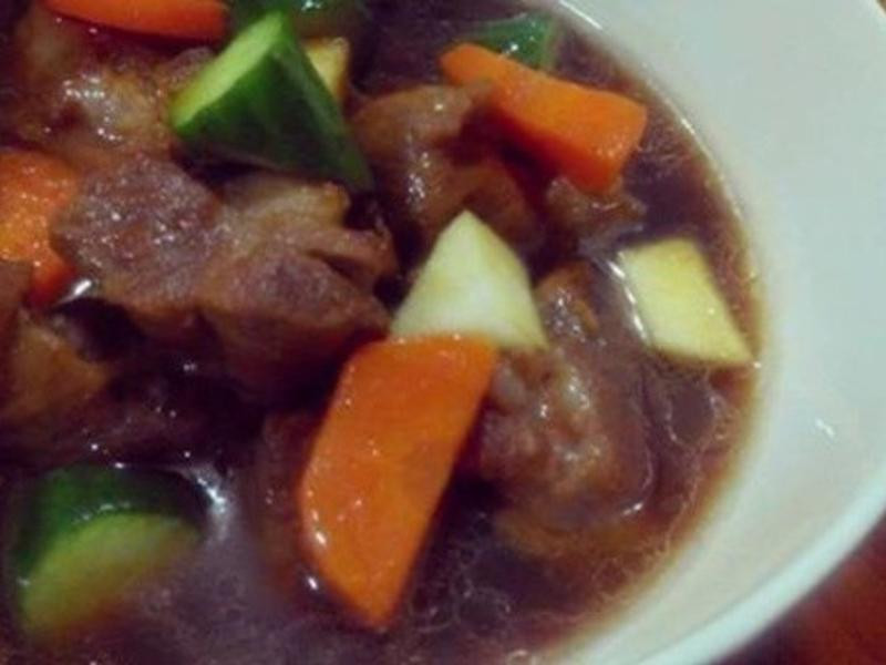 苹果炖猪肉的做法