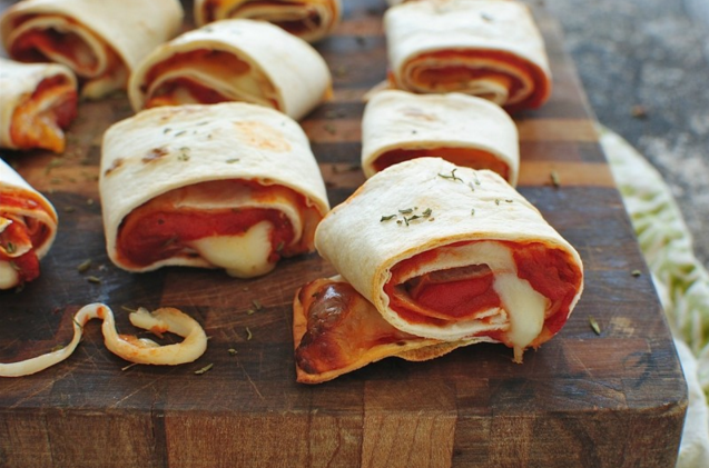 ��������������