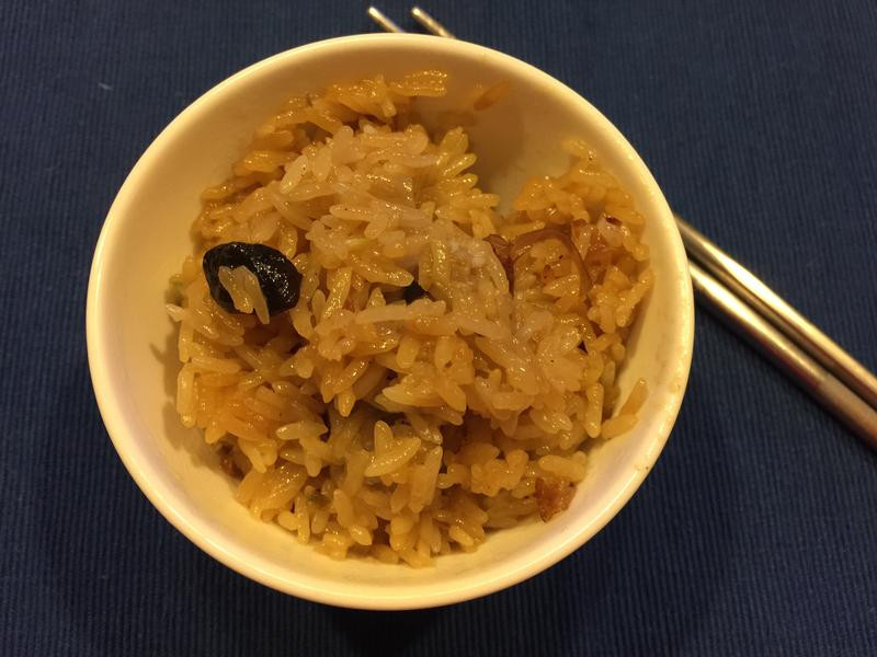 香菇芋头油饭的做法