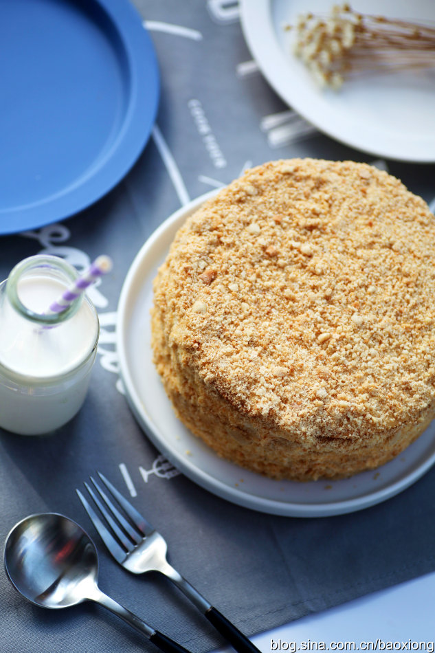 有着丰富口感的【花生千层】的做法