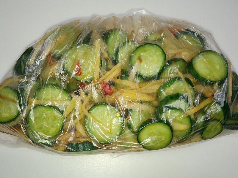 ���轪˿С�ƹϵ�����