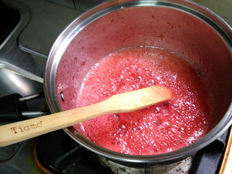 �������ݮ����������