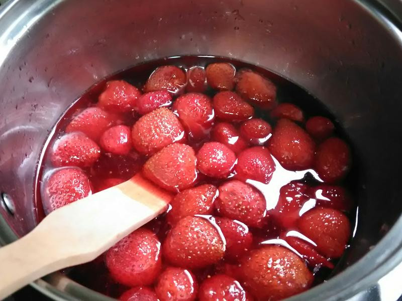 �������ݮ����������