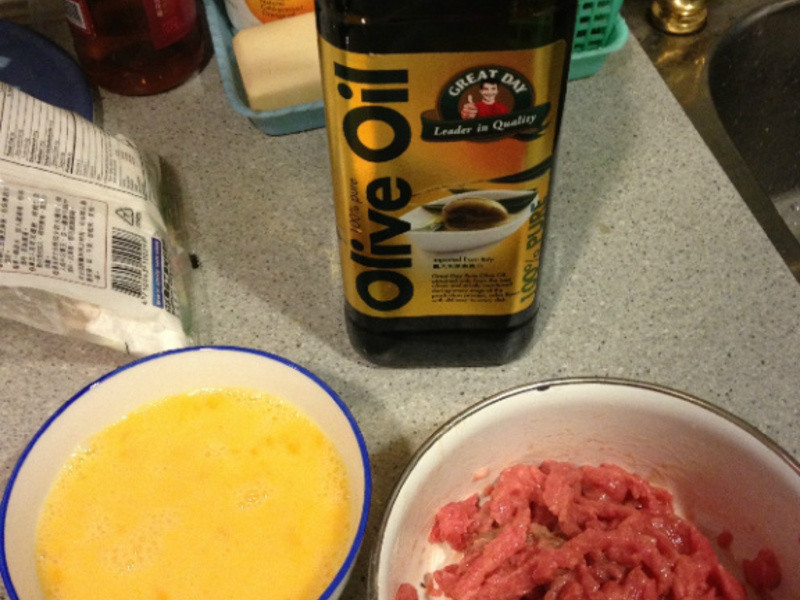 �������һ������͡��ƽ𻬵�ţ��������