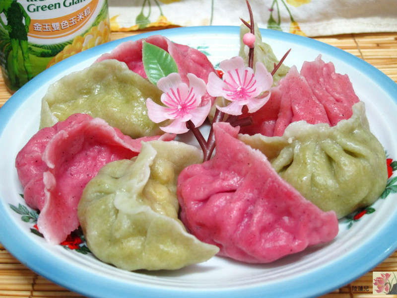 玉米粒手工彩色水饺的做法
