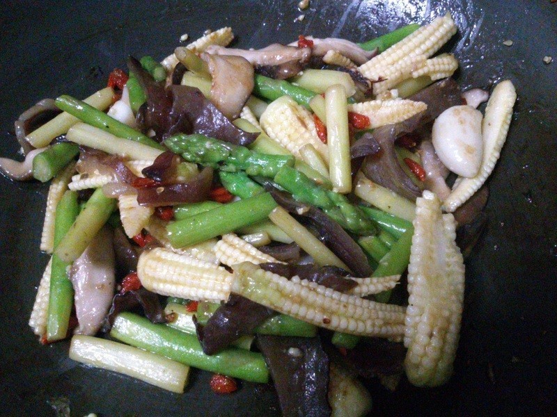 �ں����������ߵ�����