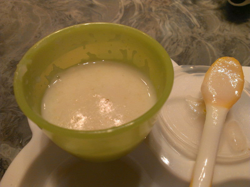 品靓上菜-宝宝副食品-奶香洋芋糙米粥的做法