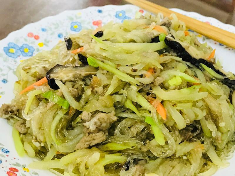 �˹϶��۵�����