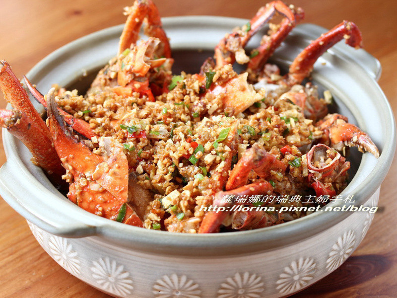 周末豪华下酒菜之避风塘炒蟹的做法