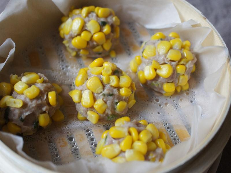 黄金玉米肉丸的做法