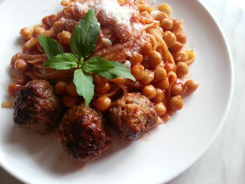 茄汁肉丸义大利面(Polpette)的做法