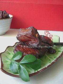 五香酥炸排骨的做法