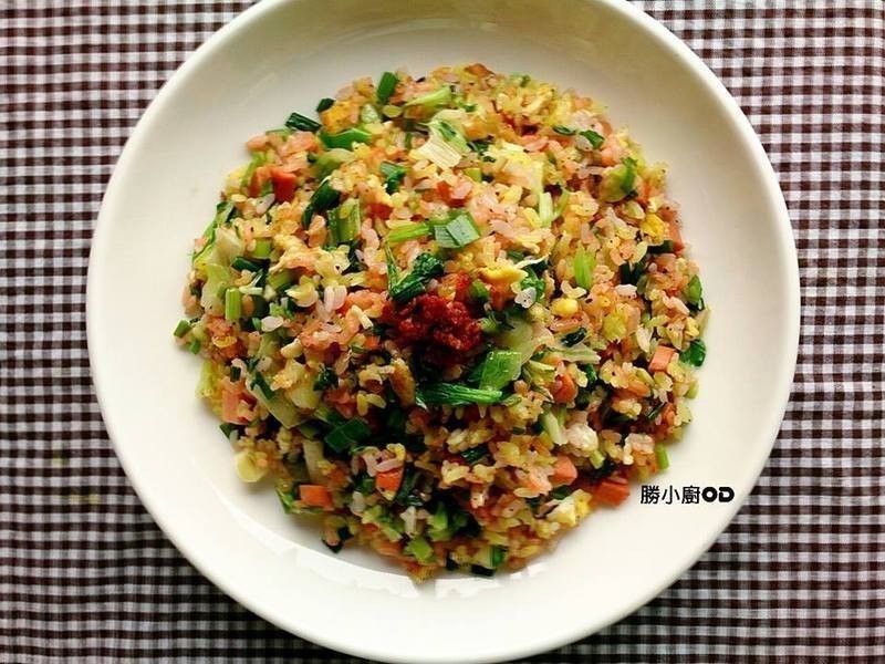 南湾一番炒【彩米缤纷炒饭】的做法