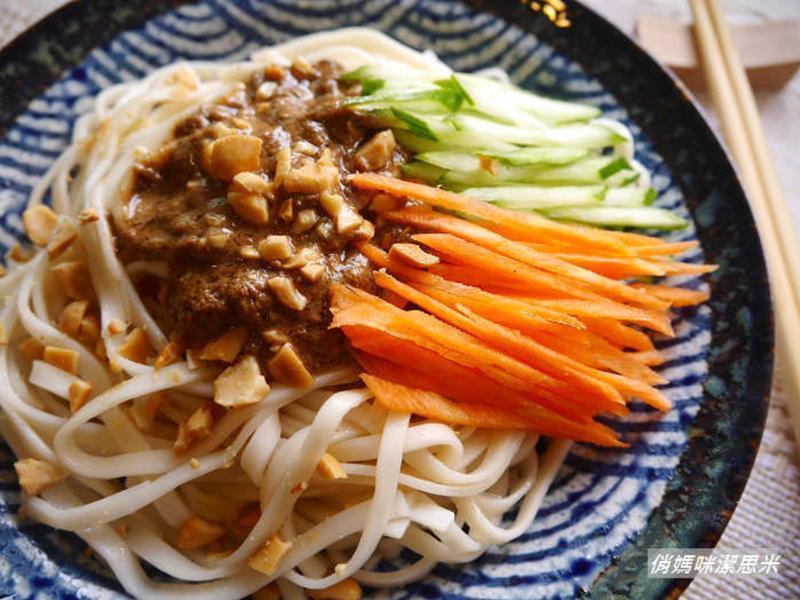 �齴��?��֭��ζ������