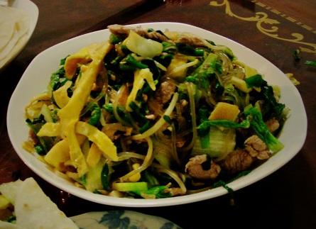 ��С�ͳԵ�һ�ֺ�Ҷ���Է������ϲˡ�������