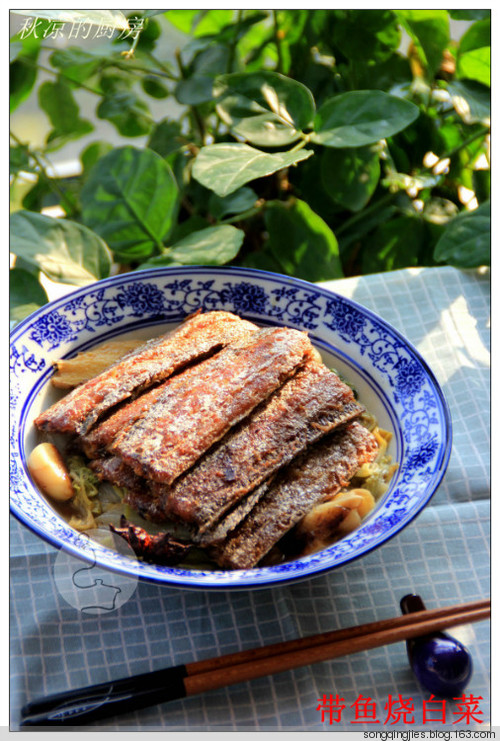 带鱼烧白菜的做法