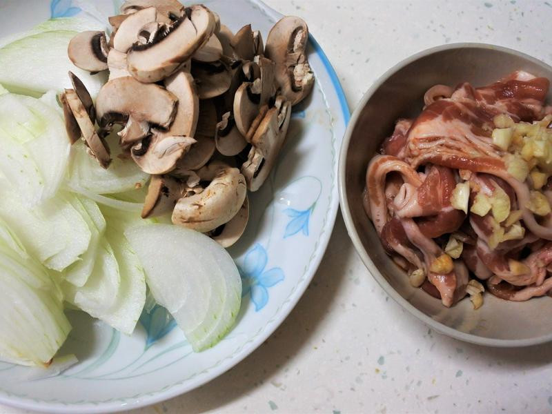 �ں���Ģ���廨��Ƭ������