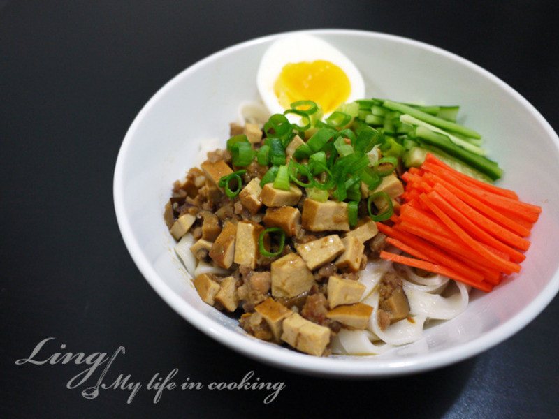 中式? 炸酱面的做法