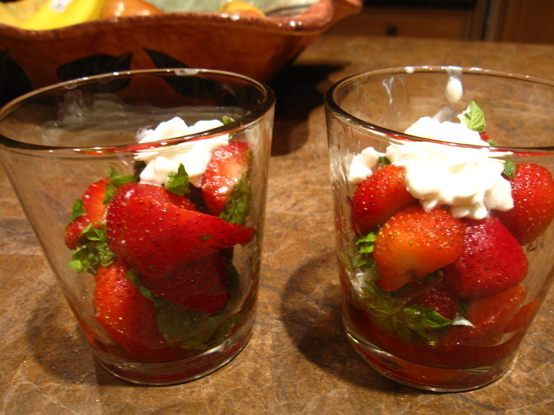 ���ղ�ݮ������