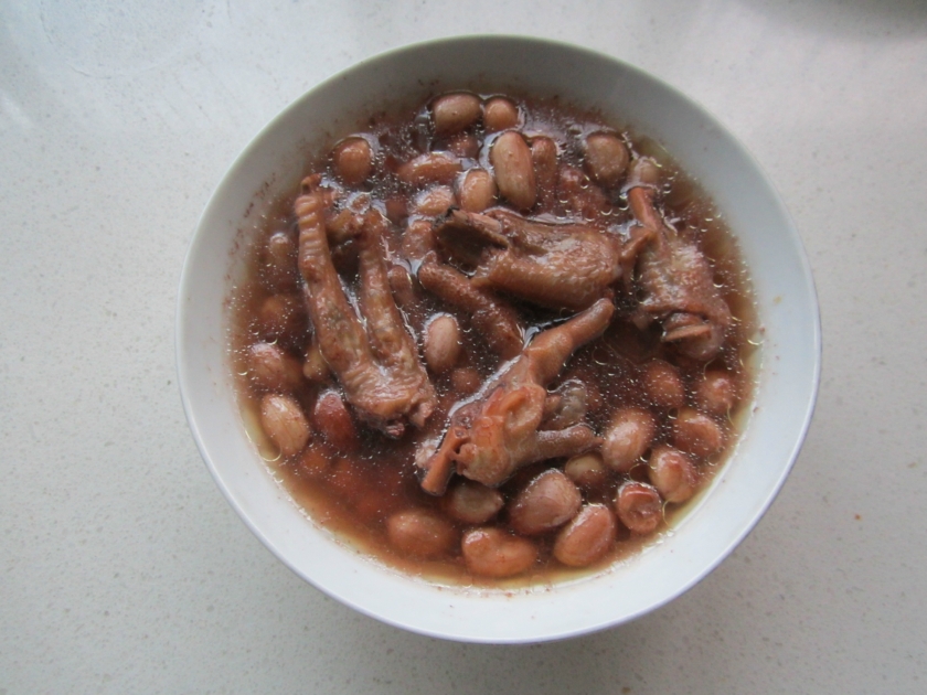凤爪花生汤的做法