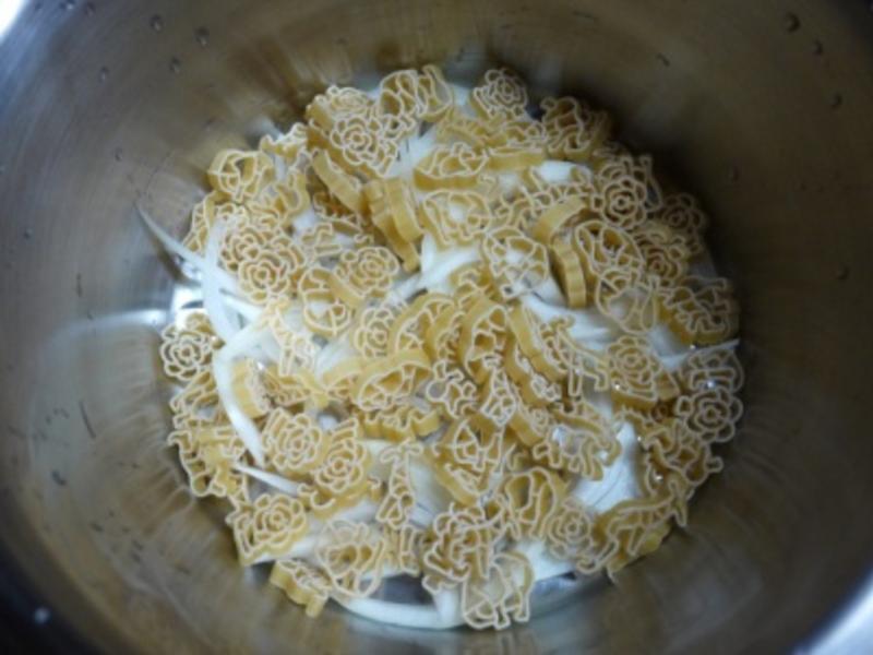 �����~����������������