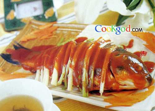 葱烤鲫鱼的做法